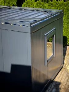 kontener z płyty warstwowej - boxtainer - producent kontenerów - standardowy kontener - prosty pawilon - tani kontener (34)